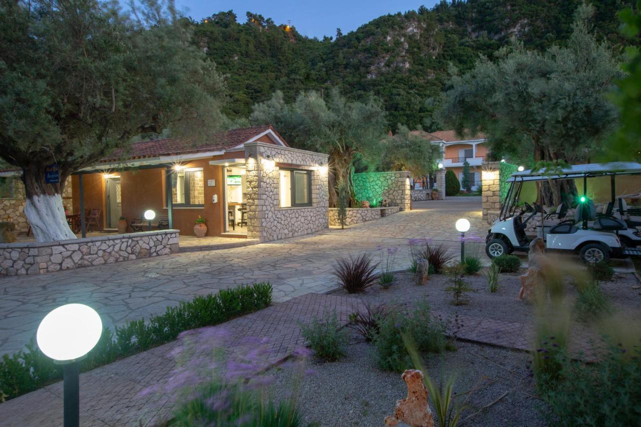 Villa Elia Resort Frinion Exterior photo